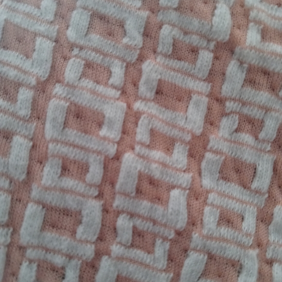 Geometric Mini - Picture 3 of 3